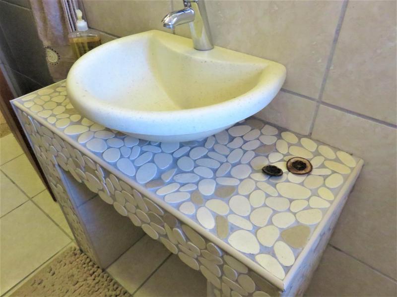 4 Bedroom Property for Sale in Myburgh Park Western Cape